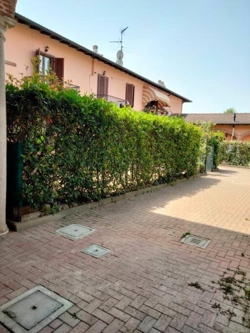 Appartamento In Cascina Lombarda Caselle Lurani Eksteriør billede